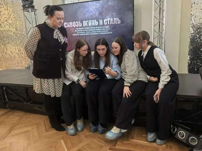 DViTU5WJeZKe-r-8kETPkmvs8h-8VwbQ