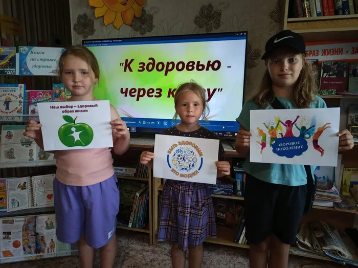 р