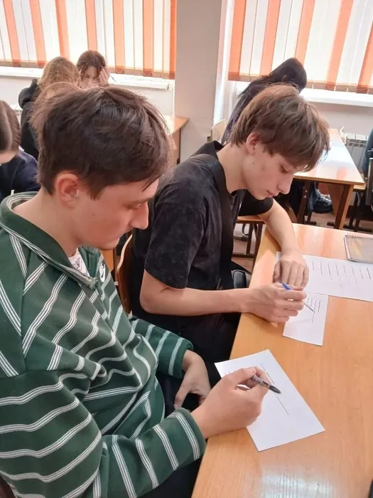 xF-m-Di5BQ59VRVZph02AmC3uHX_le6E