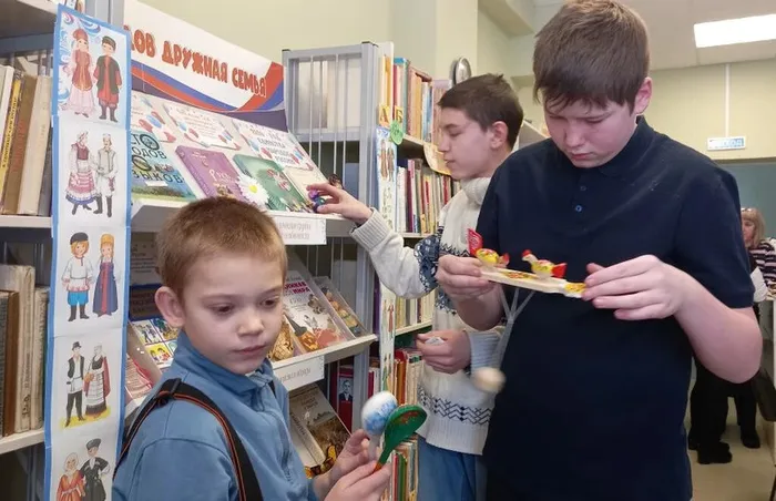 щ