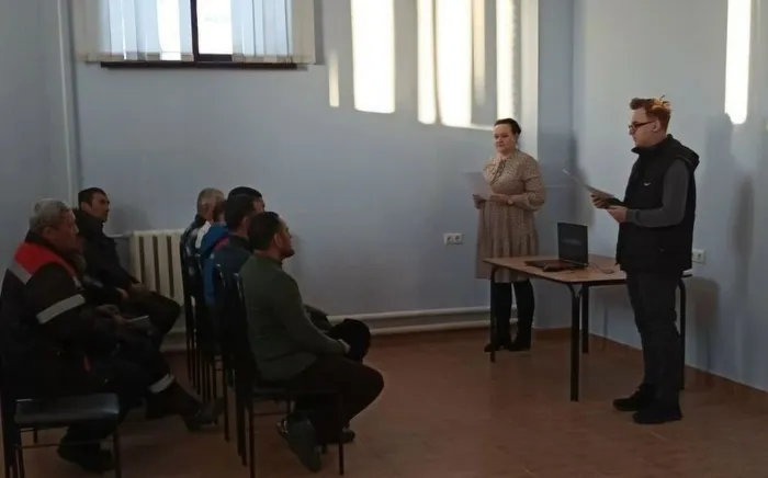 C2FwJNnoM5gIhWl-Sk90Tu0cer0D1D9f